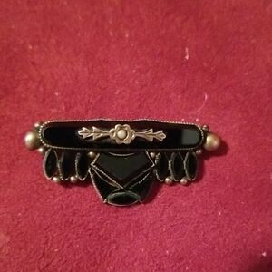 Antique Victorian Pink GF Onyx and Pearl Brooch